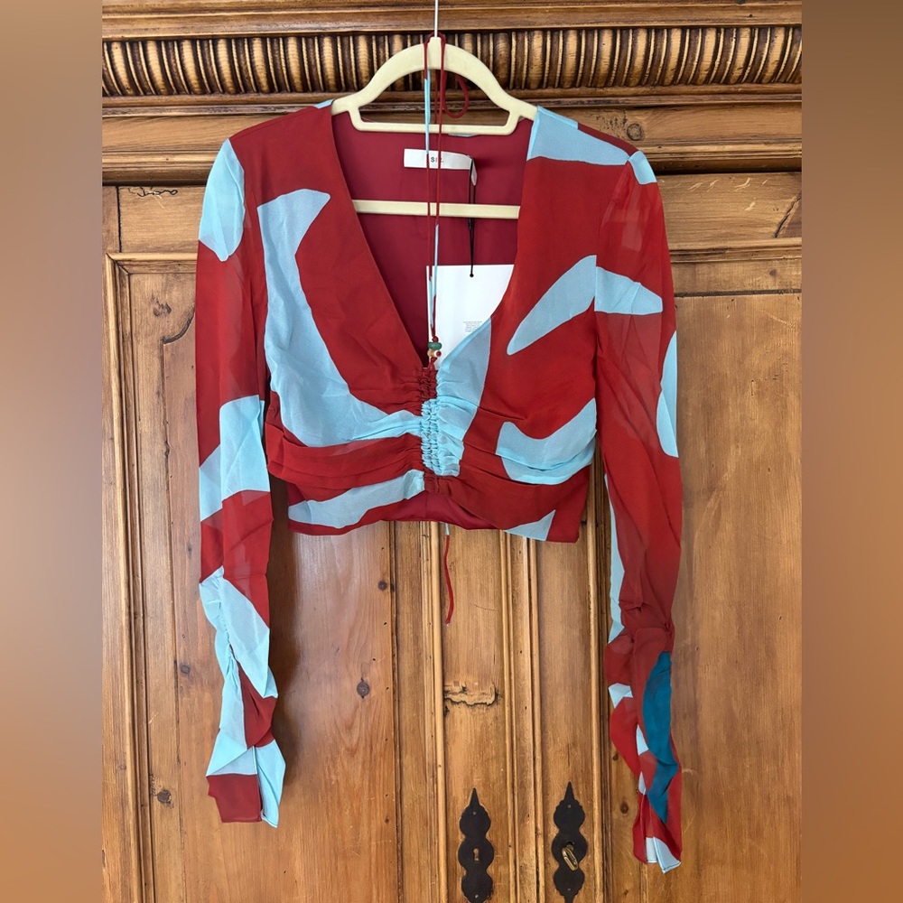 SIR FRANKIE GATHERED SLEEVE TOP